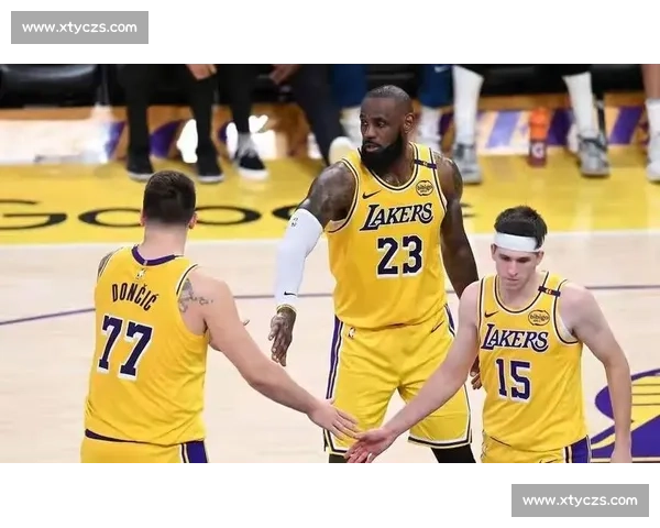 湖人热火总决赛第六战颁奖时刻詹姆斯再登巅峰书写传奇历史荣光